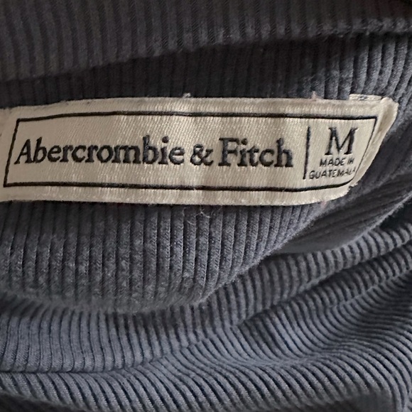 A&F Soft Bell Sleeve Blue Long Sleeve - Size Medium - Picture 6 of 6